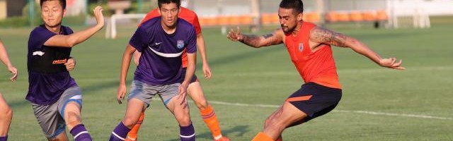 Yaoshi-二将归队传言促泰山争议人爆发 上海行或加赛一场