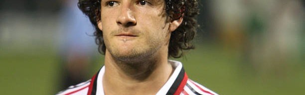 Yaoshi-米兰老照片回顾帕托职业生涯|AC米兰|吉列尔梅-帕托|阿迪达斯|ac米兰_新浪体育_新浪新闻